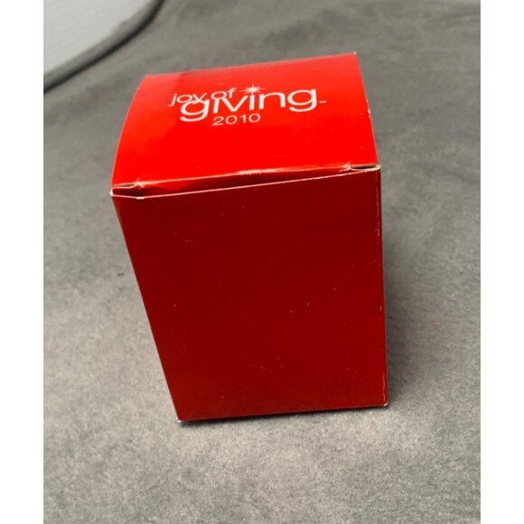 Disney Mickey Mouse Snow Globe 2010 Joy Of Giving Exclusive Christmas Decoration - Picture 5 of 9